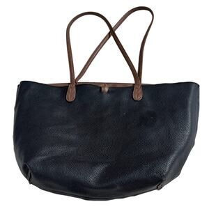 BCBG Reversible pebbled leather tote black brown Boho Chic Minimalist